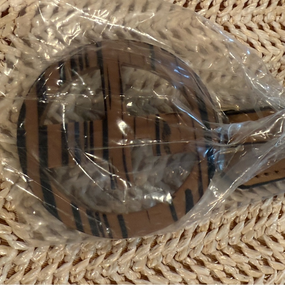 Gianni Bernini Stylish Tan and Cream Women's straw purse - Picture 6 of 14